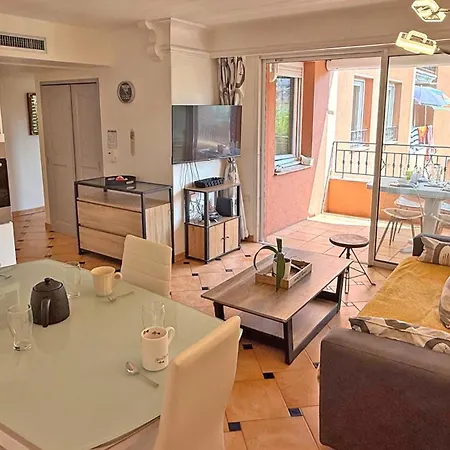Port Marine Apartment *