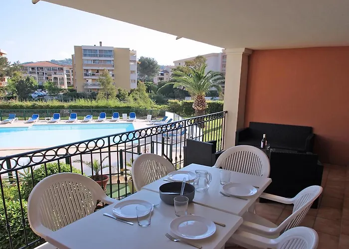 Port Marine Apartment *
