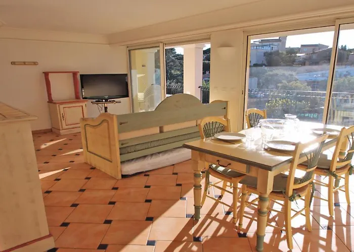 Port Marine Apartment